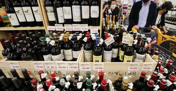 이마트 와인장터를 통해 판매된 제품들./사진=연합뉴스