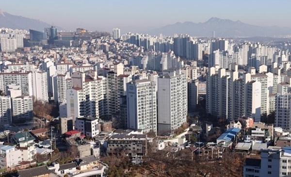 고금리 장기화로 아파트 경매 시장이 활성화되고 있다. /사진=연합뉴스