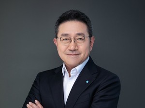 [박수진의 금융人] "BC 떼고 독자노선"...우리카드 체질 바꾼 진성원 - 뉴스 썸네일 이미지