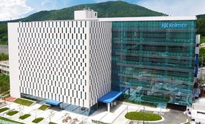 [초점] 잘나가는 한국콜마...북미·오너家는 '복병' - 뉴스 썸네일 이미지
